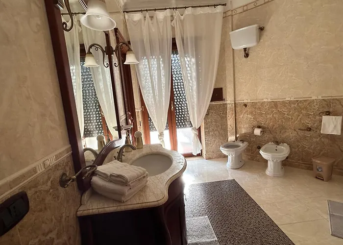 Luxury_c3 * Νάπολη